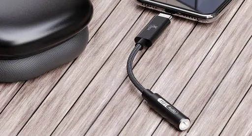 Adaptador USB-C Macho a 3.5mm Hembra para Audífonos Xtech XTC-509 5