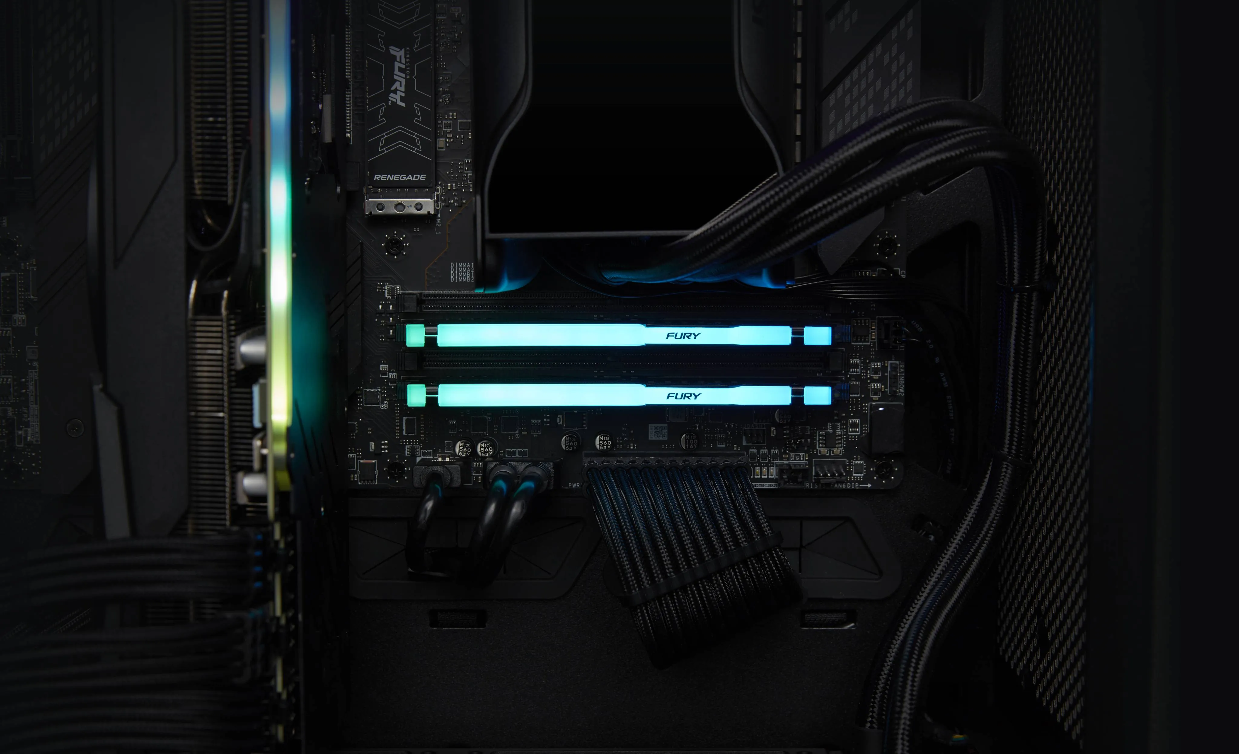 Memoria Ram DDR5 8GB 5600MT/s Kingston FURY Beast RGB CL36 DIMM 9