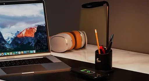 Lámpara LED de Escritorio con Cargador Inalámbrico Xtech XTA-701, 15W, Negro 5