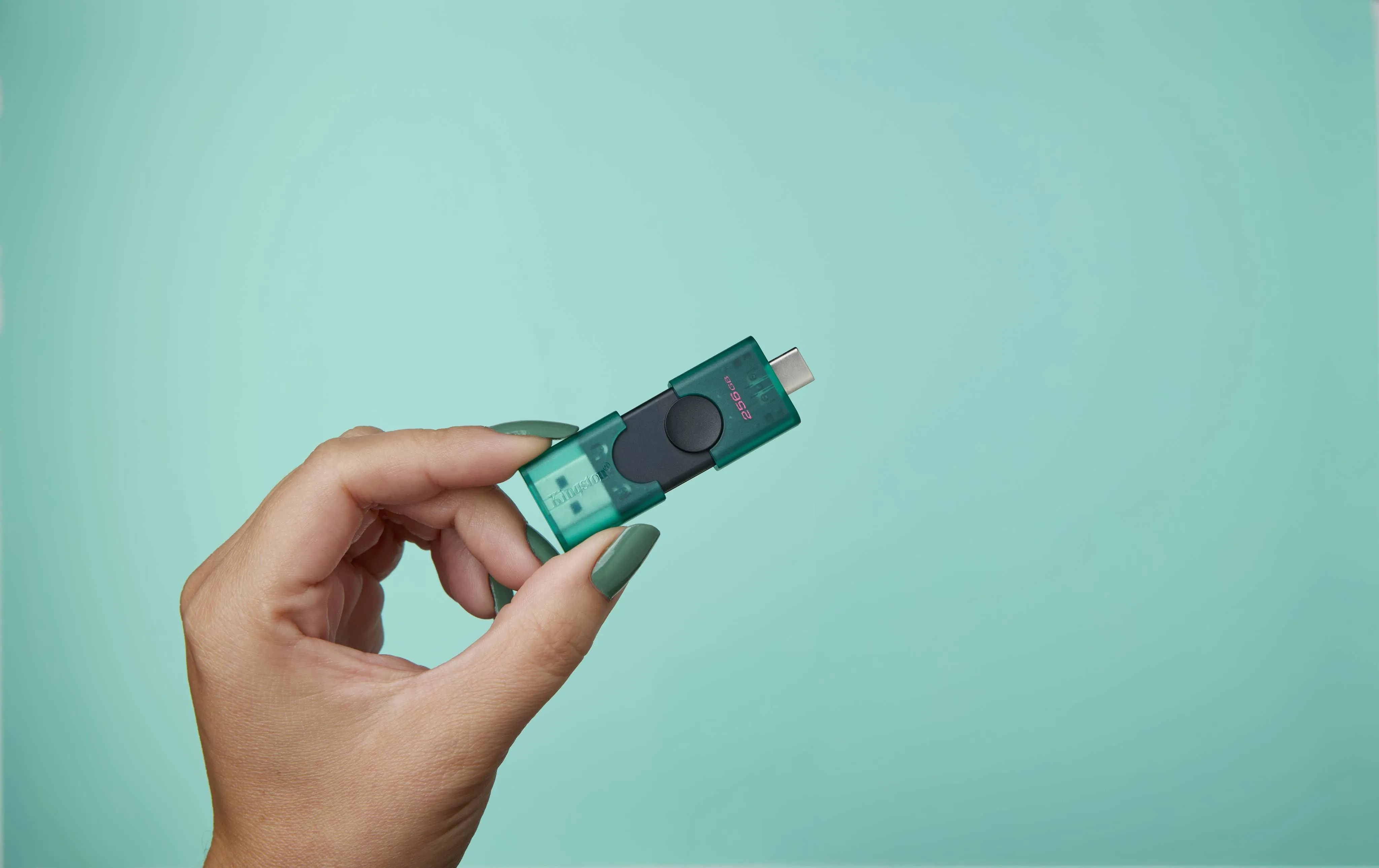 Pendrive Kingston DataTraveler Duo G2 256GB – USB-A y USB-C dual 12