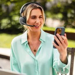 Audífonos Logitech Zone Wireless Bluetooth Grafito con Conectividad Multipunto y Uso Profesional 15