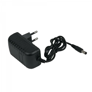 Fuente de Poder 5V 2A Plug 5.5x2.5mm, Largo 90cm, Transformador 100-240VAC