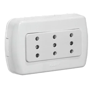 Enchufe de Pared KALOP 3 Tomacorrientes Sobrepuesto Blanco con Tierra Tekna KS39673