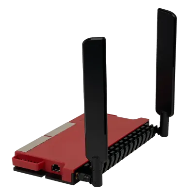 MIKROTIK 8-1000 1-SFP LCD USB L4 2,4GHz-1W-2x2 PoE L009UIGS-2HAXD-IN 3
