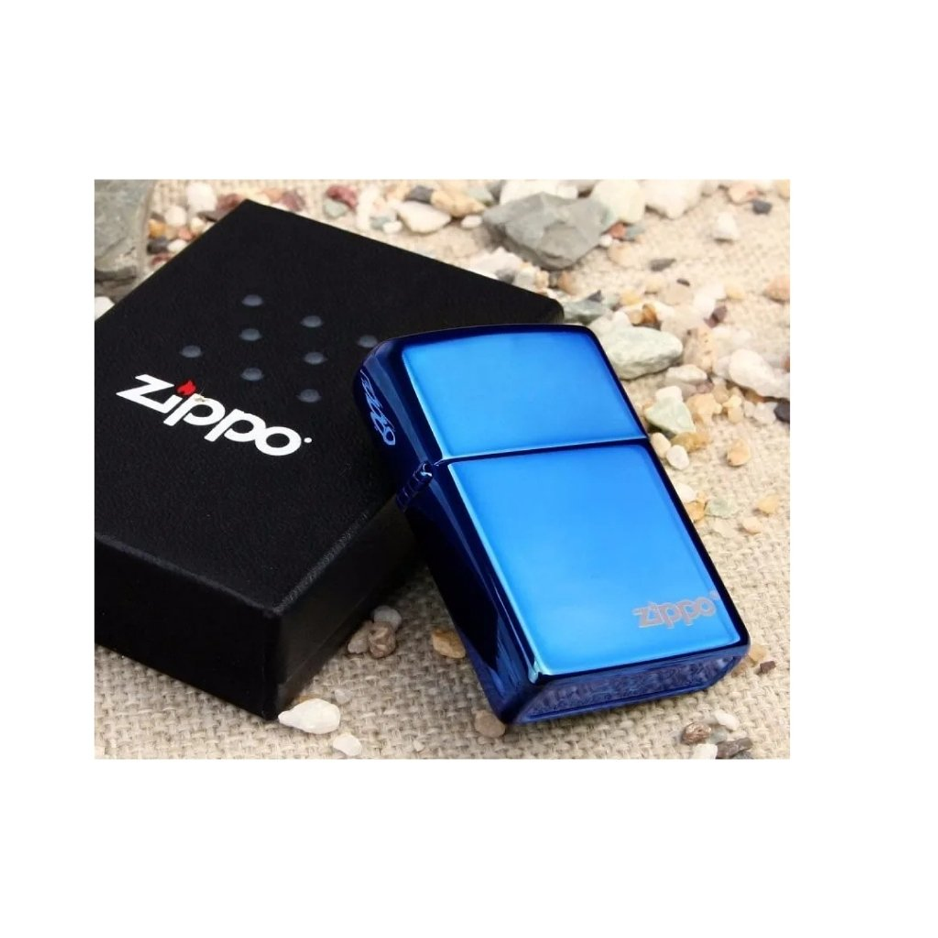 Encendedor Zippo Classic High Polish Blue 4