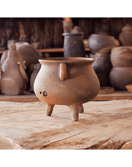 Cauldron with Ears made with Marchigüe Clay