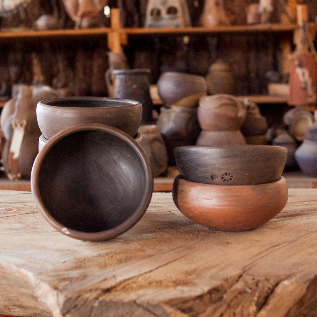 Set of 6 Medium Bowls made with Marchigüe Clay