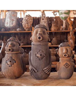 Mapuche Family made with Marchigüe Clay