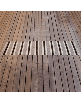 Runner with Horizontal Lines
