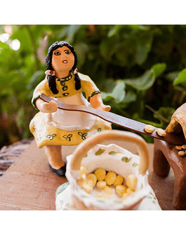 Contadina che Cuoce il Pane in Ceramica di Lihueimo