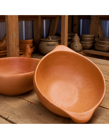 Insalatiera Rotonda con Manici in Ceramica di Pañul