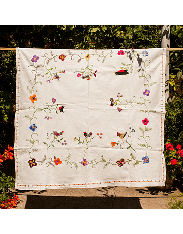 Lihueimo Embroidery Flowers and Birds Tablecloth 