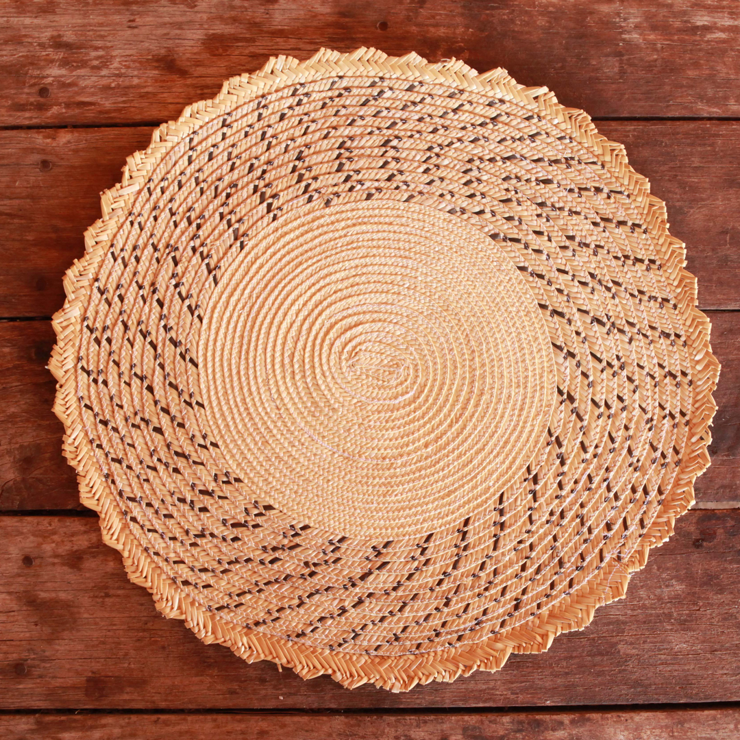 Round with Lace Placemat