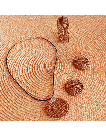 Set Walnut Necklace Earings and Bracelet
