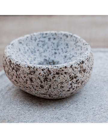 Pelequén Stone Plate with Bowl 