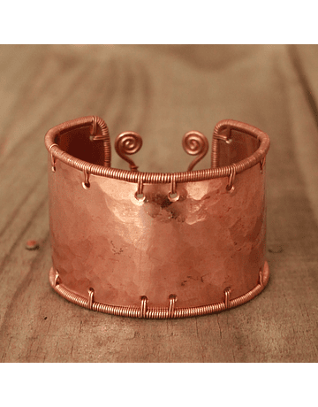 Bracciale in Rame Martellato