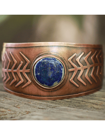 Round Hammered Lapis Lazuli Copper Bracelet