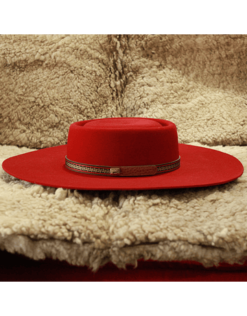 Cappello Huaso Rosso in Panno di Lana
