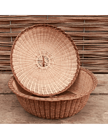 Chimbarongo Wicker Dyed Bread Basket with Lid