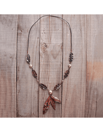 Hammered Copper Palqui Litre Leaves Necklace