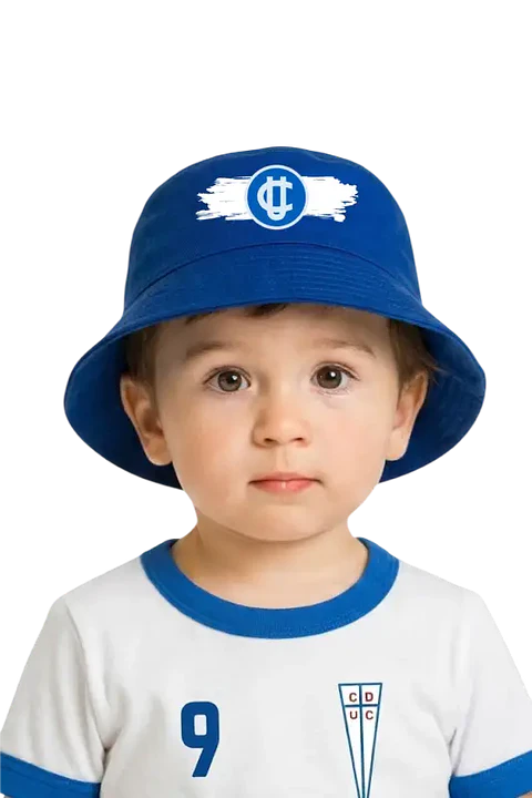 BUCKET HAT AZUL U. CATÓLICA