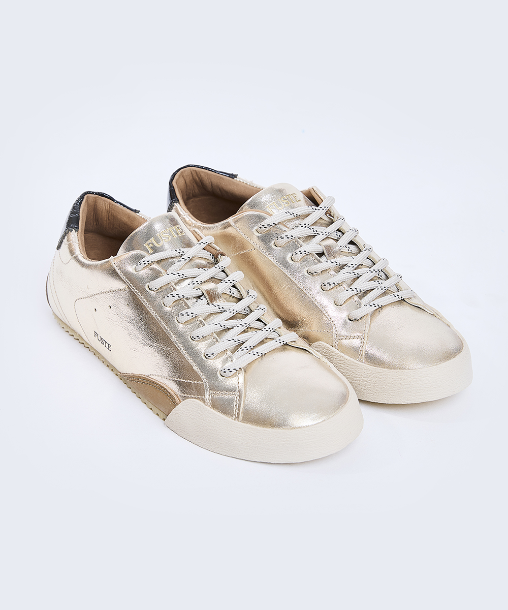 Monday Brunch Gold — Zapatilla dorada de cuero mujer 3