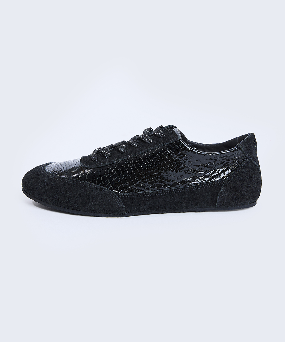 Wild Card Pitón Black — Zapatilla negra de cuero con grabado pitón 1
