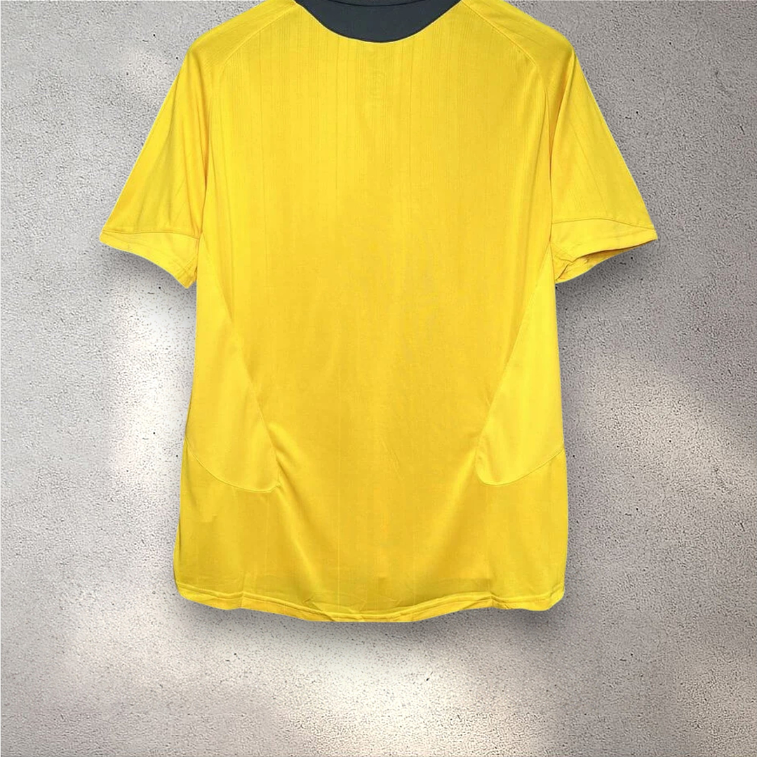 Arsenal Away Season 2005 - 06 2