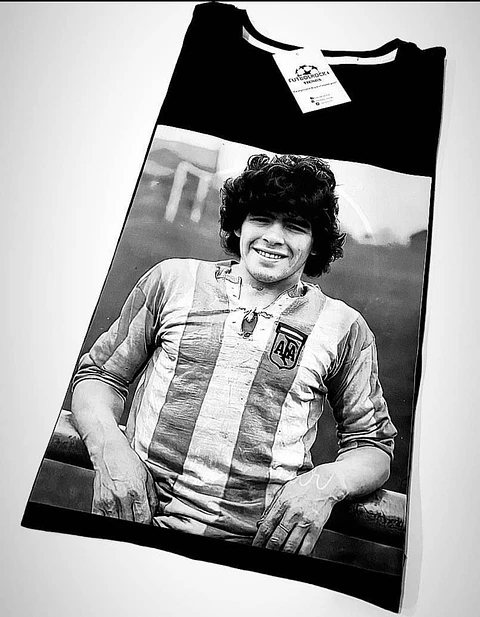CAMISETA DIEGO RETRO