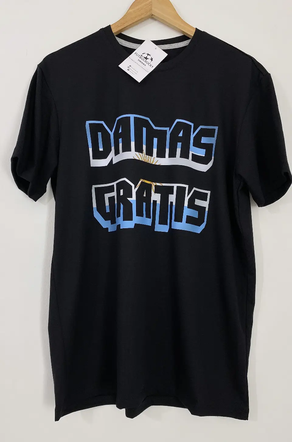 merch damas gratis 17
