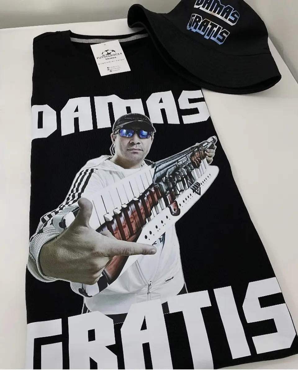 merch damas gratis 32