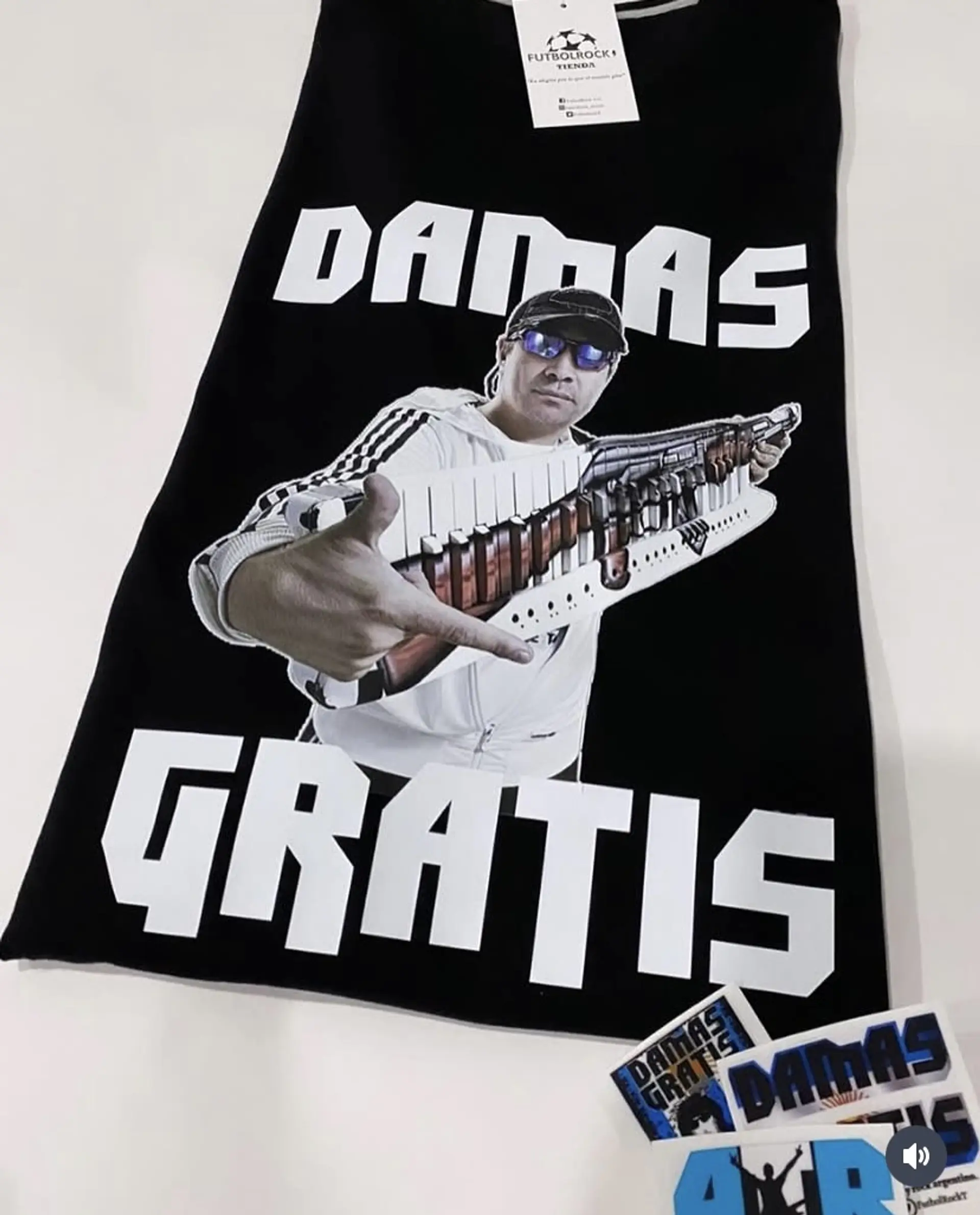merch damas gratis 39