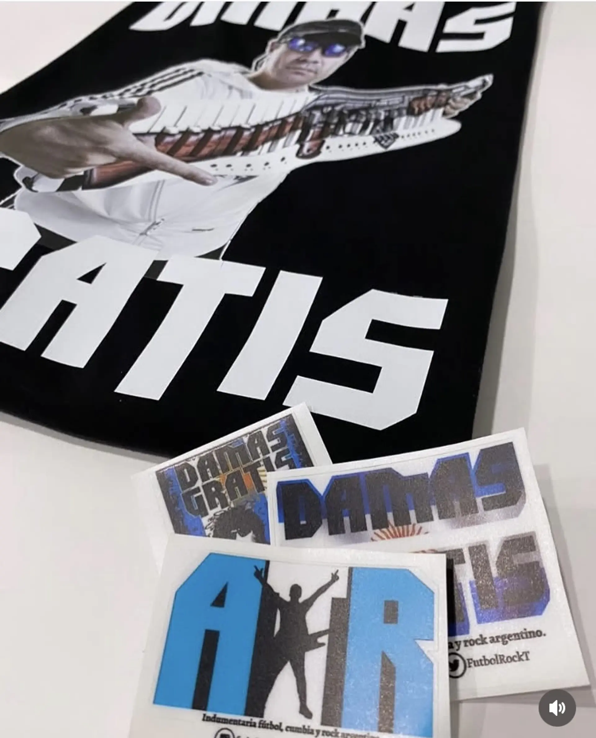 merch damas gratis 41