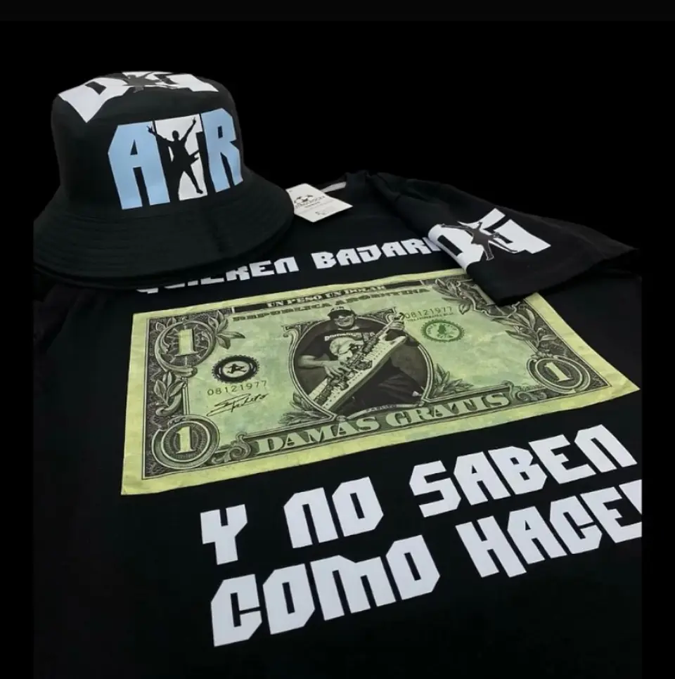 merch damas gratis 45