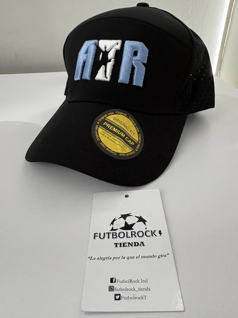 Gorra Damas Gratis -bordado 3D 2