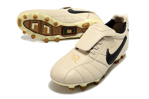 Nike Tiempo Ronaldinho FG