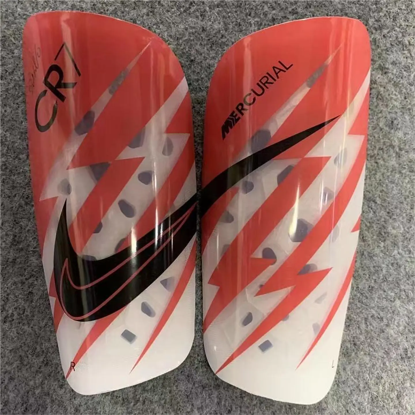 Canilleras de Fútbol Nike 3