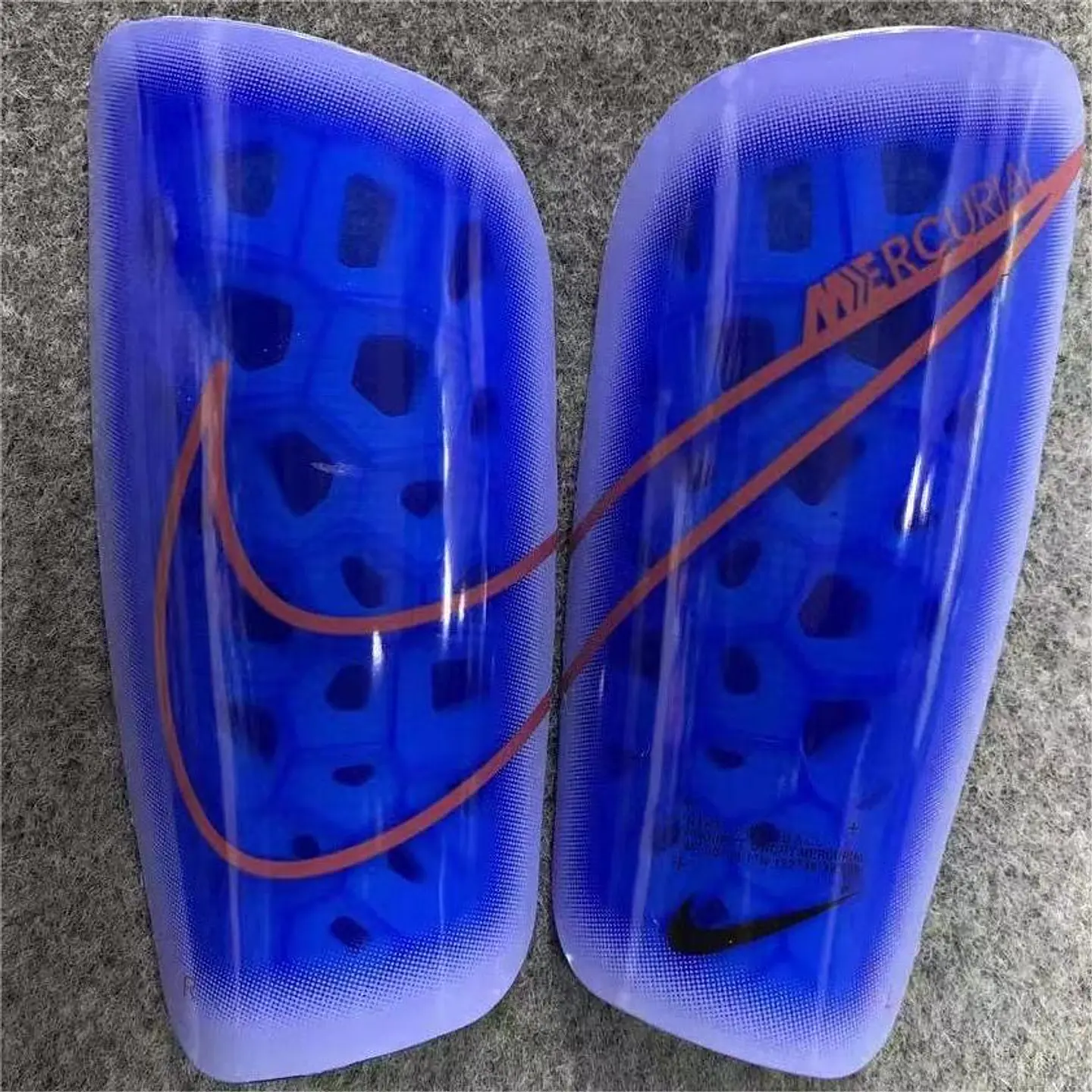 Canilleras de Fútbol Nike 4