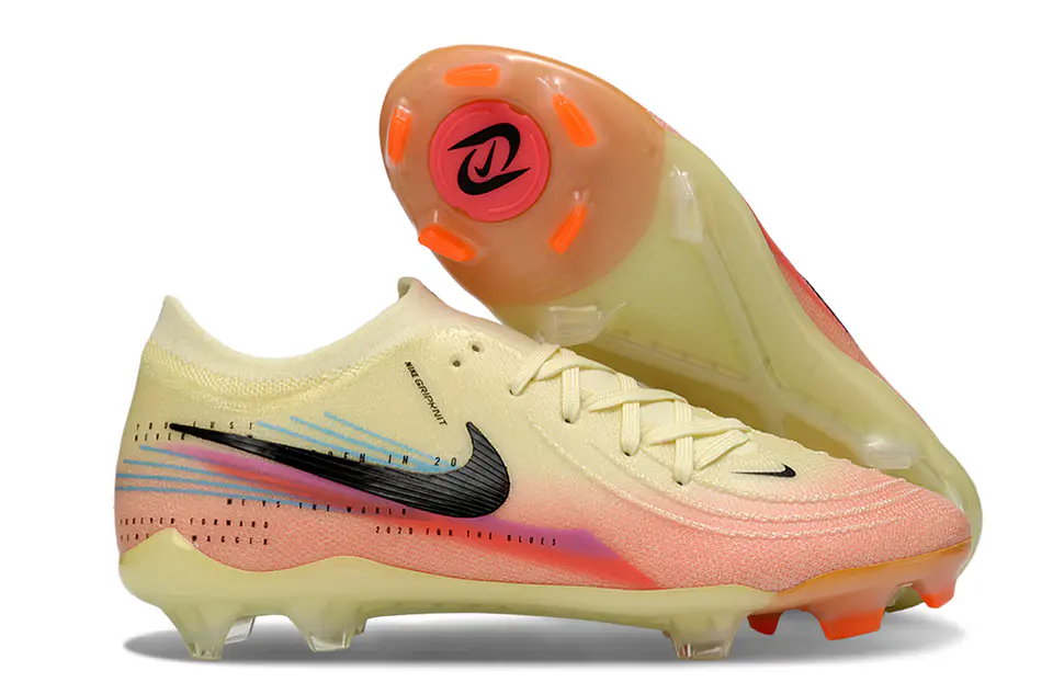 Nike Phantom GX 2 Elite FG 1