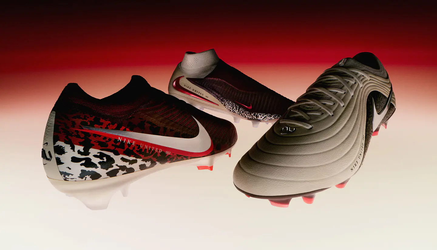 <b>Potencia tu juego</b><br>
<b>Domina la cancha</b><br>