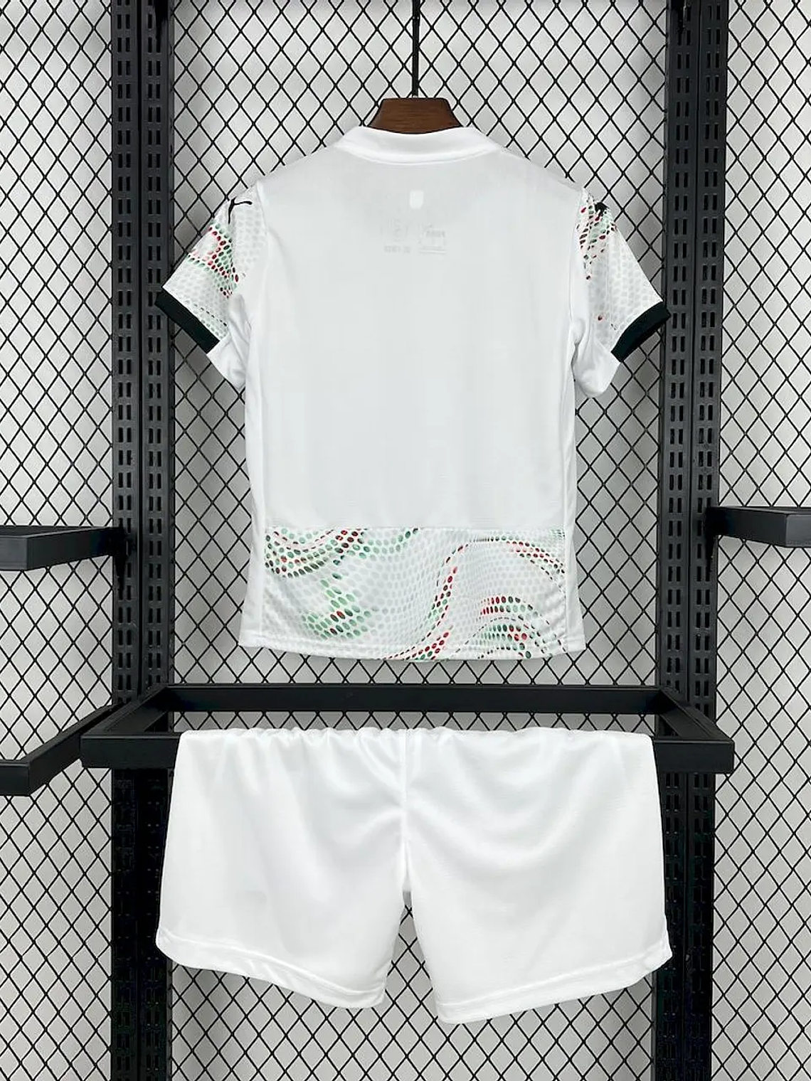 Kit Criança Portugal Secundário 25/26 2