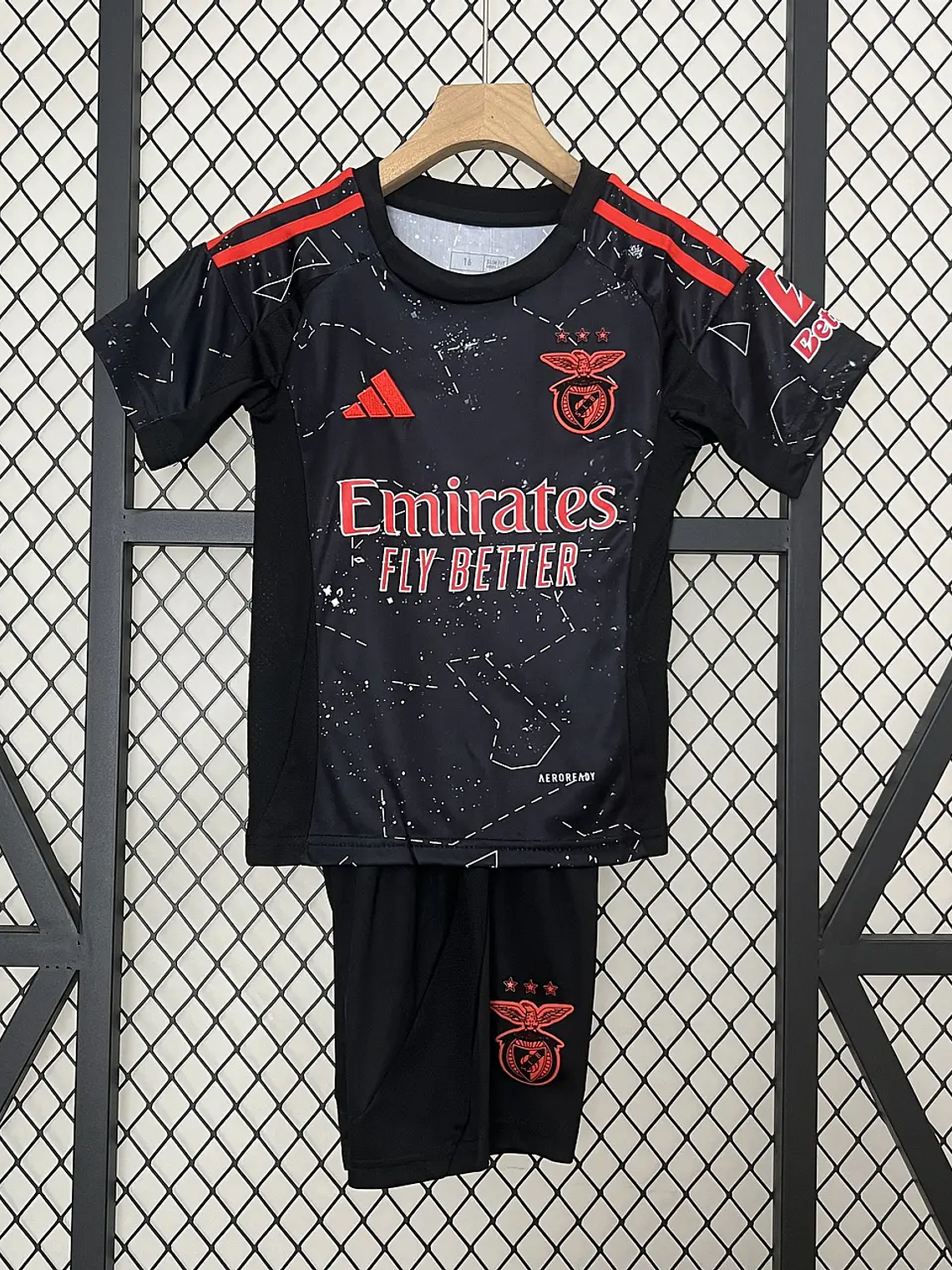 Kit Criança Benfica Preta 24/25 1