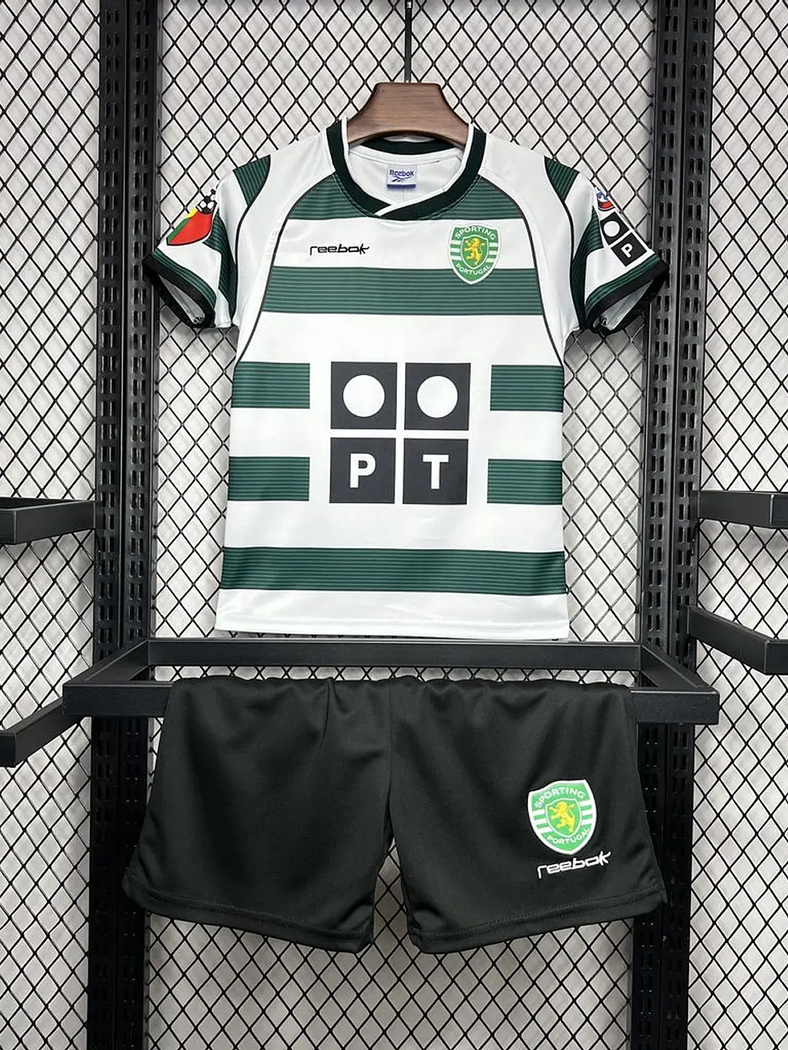 Kit Criança Sporting Home 2002 1