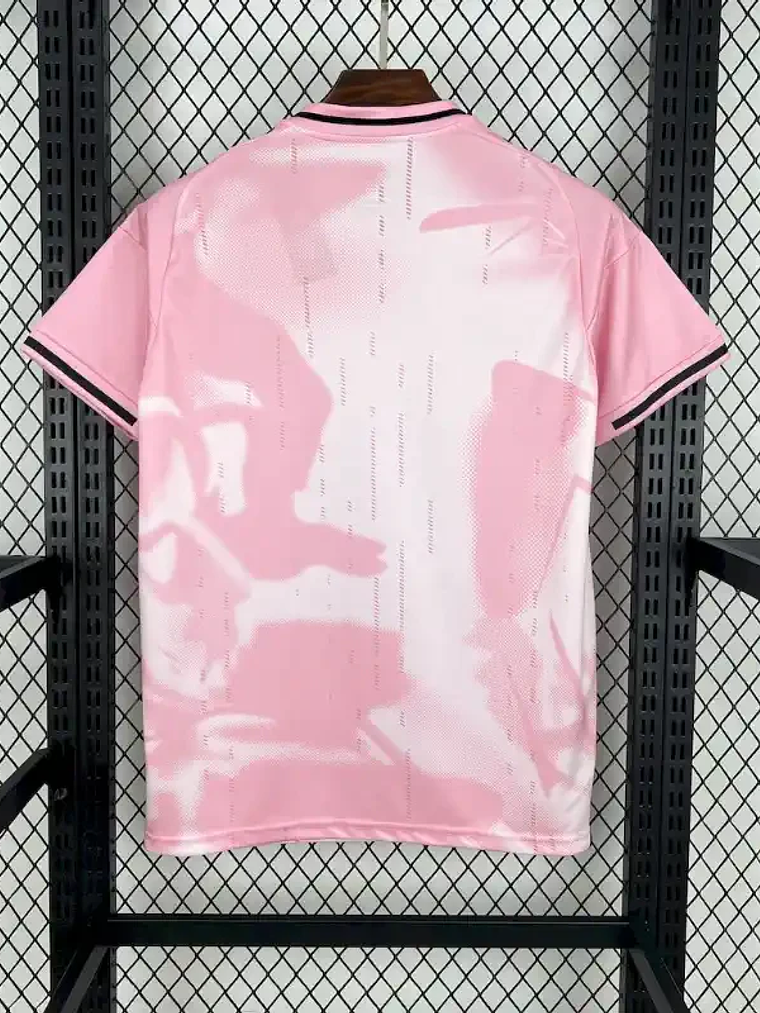 Real Madrid Rosa Especial 24/25 3