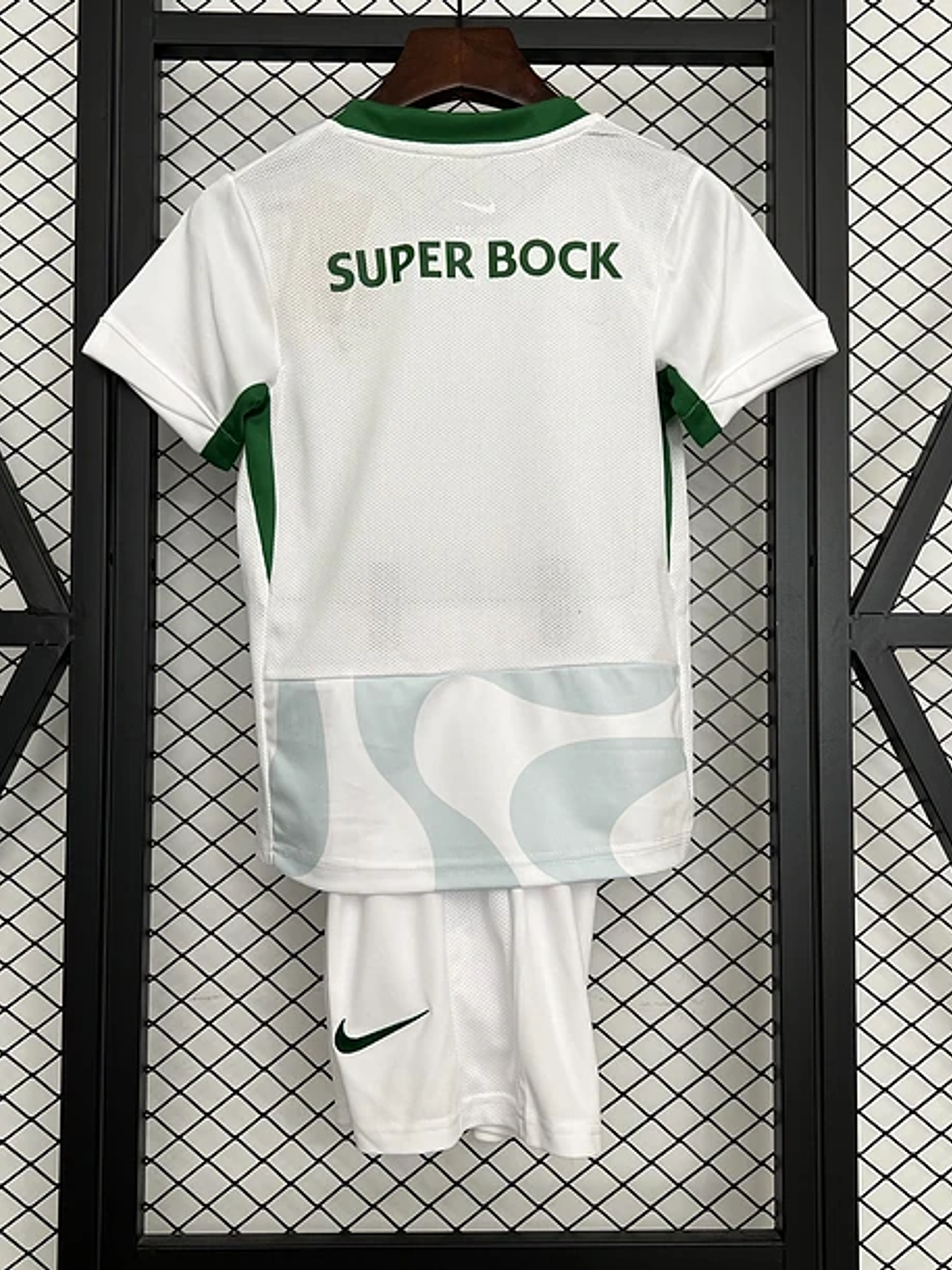 Kit Criança Sporting Alternativo 25/26 2