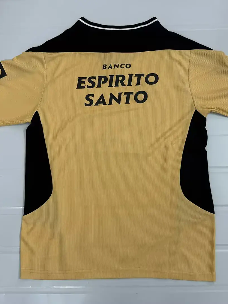 Sporting Away 03/04 3