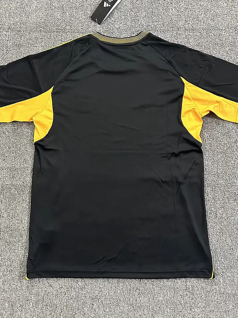 Real Madrid Edição Especial Black 25/26 2