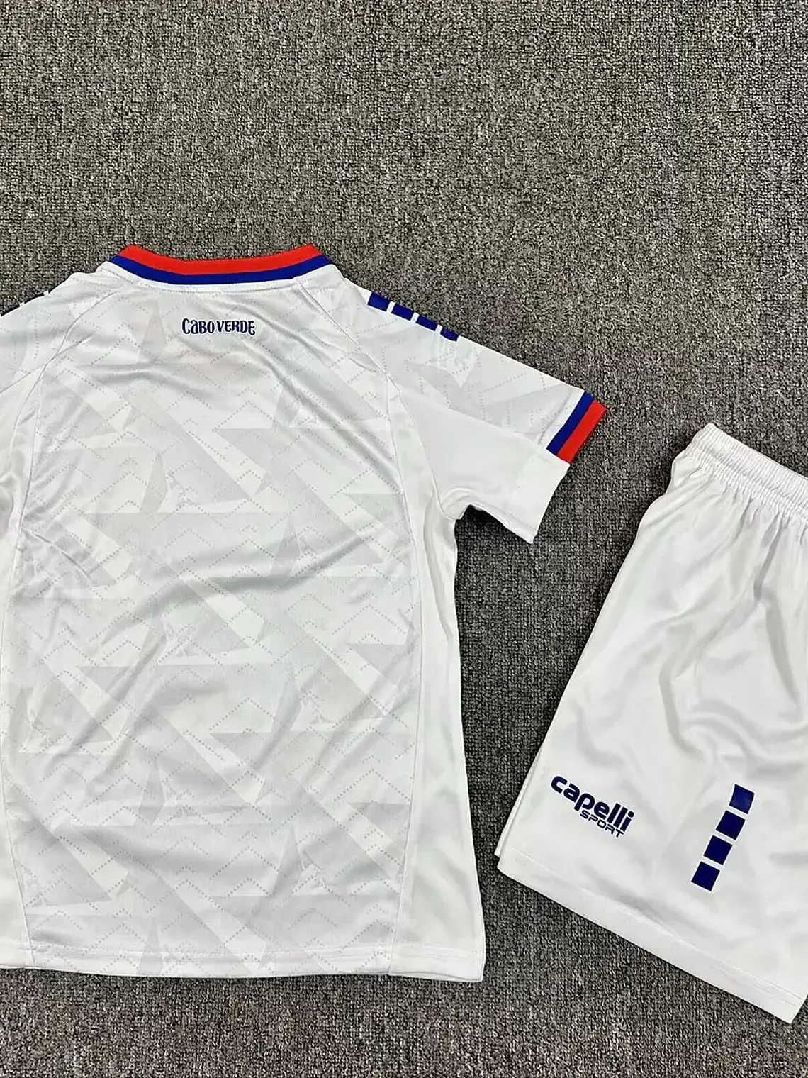 Kit Criança Cabo Verde Away Mundial 2026  3
