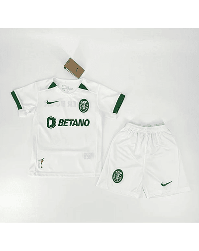 Equipamento SPORTING 24/25 EDIÇÃO TAÇA DAS TAÇAS Conjunto Infantil c/ OFERTA de Personalização Nome + Número