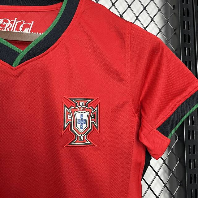 Camisola Portugal I EURO 2024 Feminina c/ OFERTA de personalização Nome + Número Incluída 3